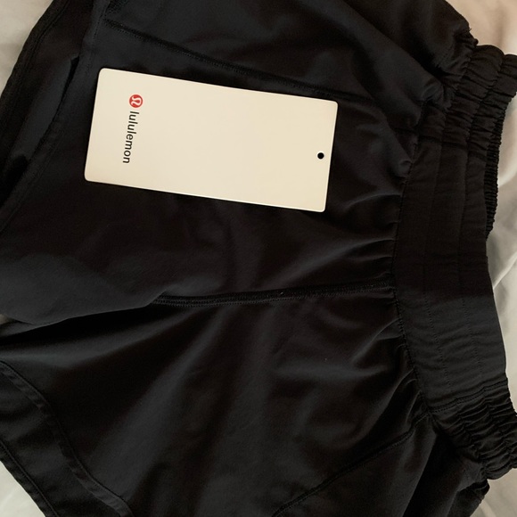 Lululemon Hotty Hot shorts - Picture 8 of 10